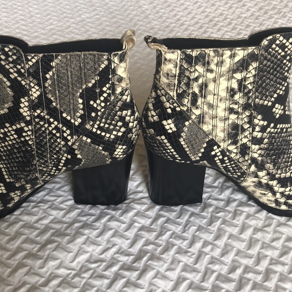 Marc Fisher LTD Alva Bootie - Picture 7 of 16